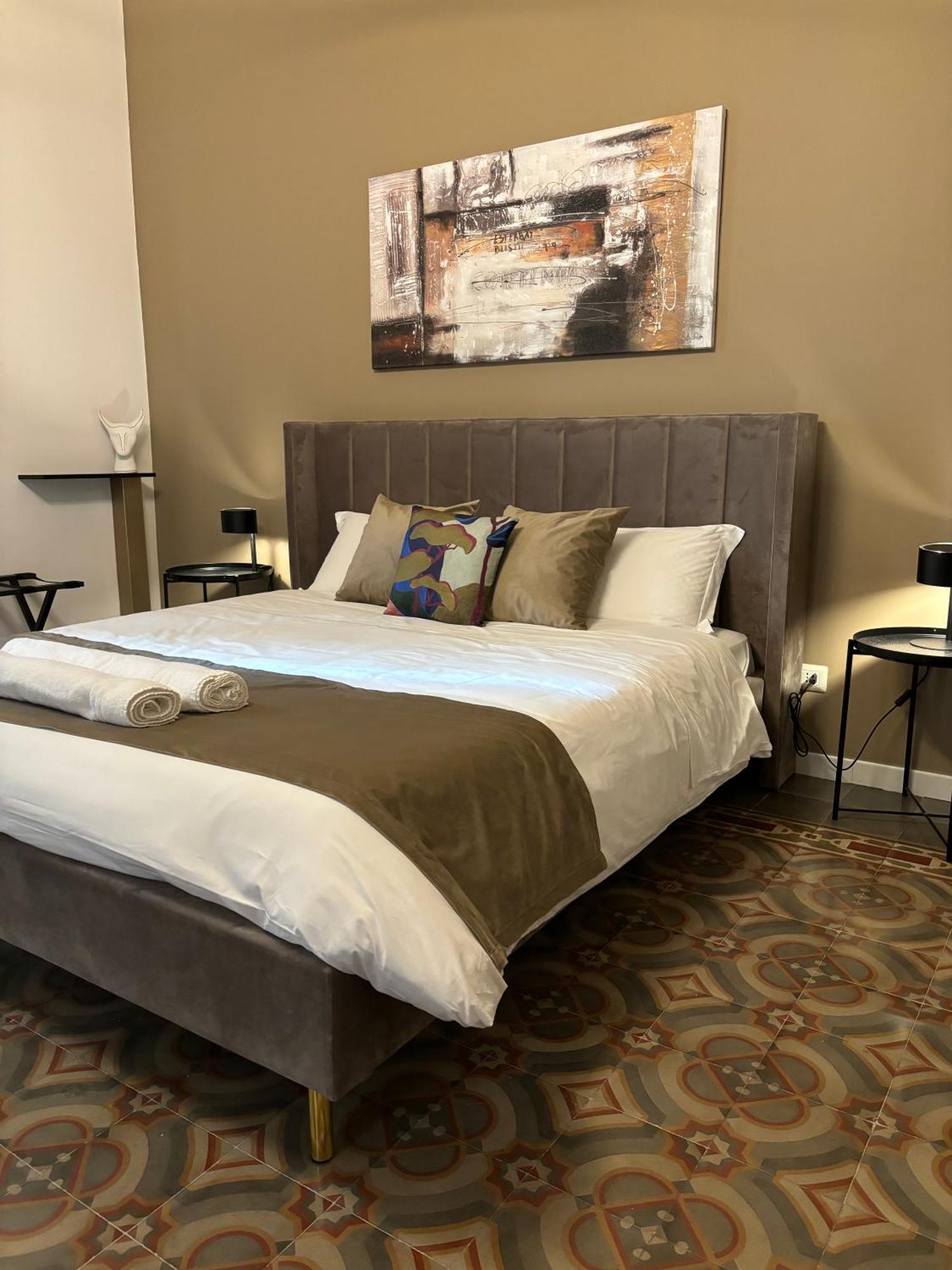 Celeste Rooms Bed And Breakfast Катания Экстерьер фото