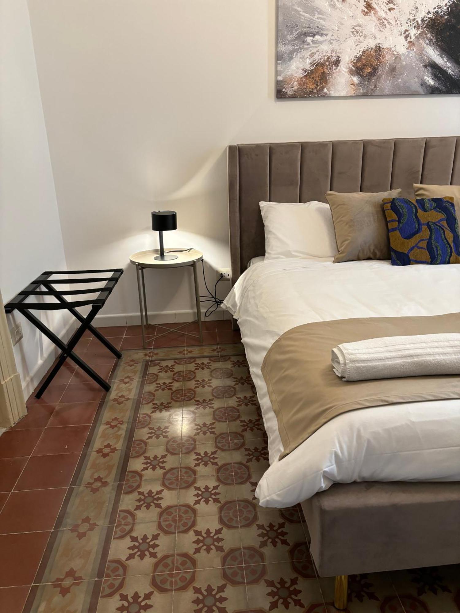 Celeste Rooms Bed And Breakfast Катания Экстерьер фото