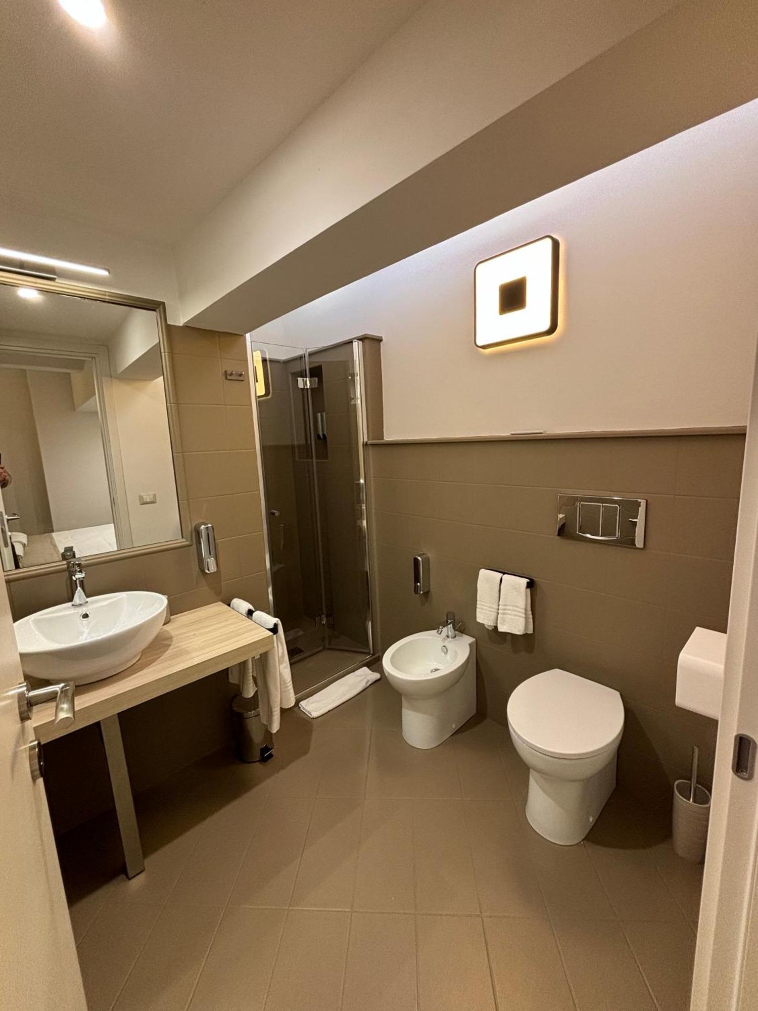 Celeste Rooms Bed And Breakfast Катания Экстерьер фото